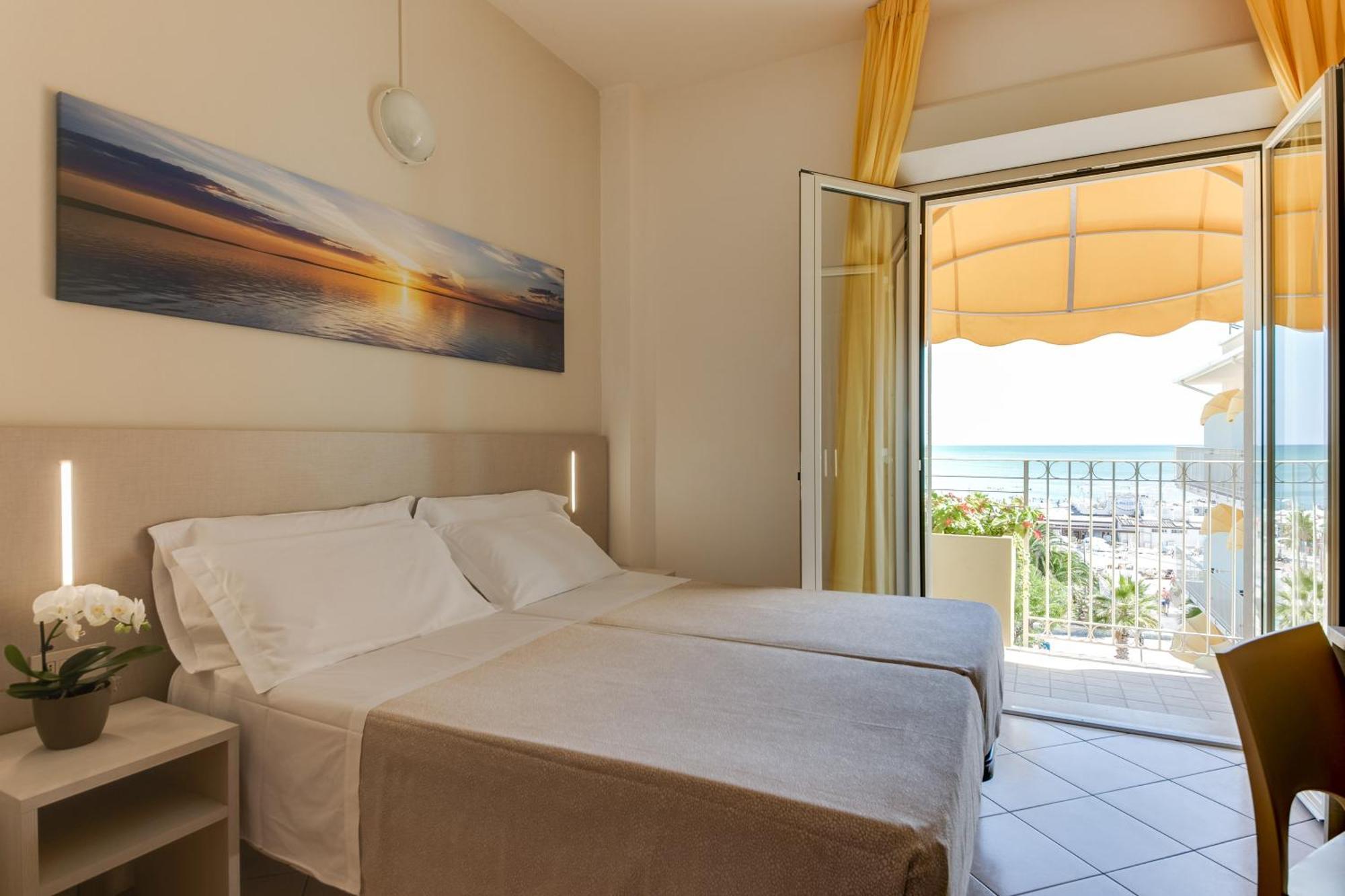 Savoia Hotel Misano Adriatico Dış mekan fotoğraf