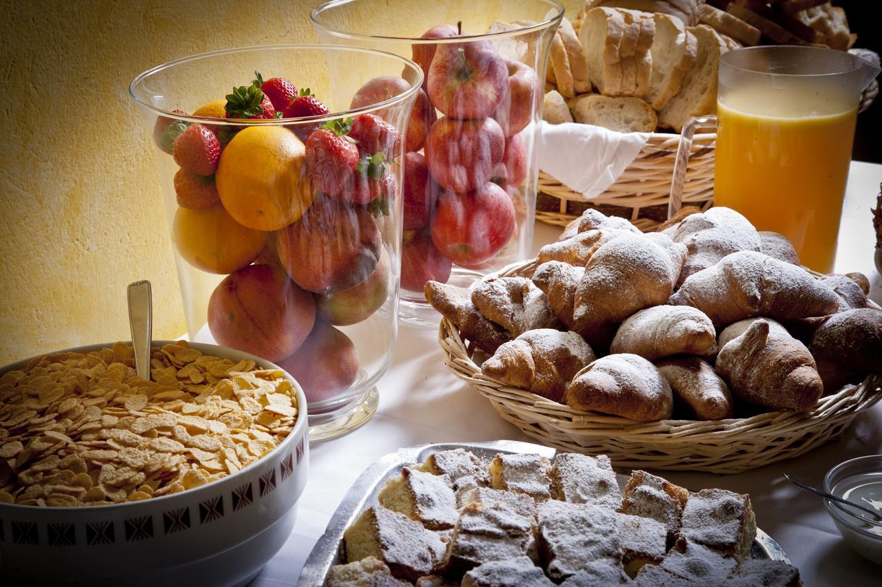 Savoia Hotel Misano Adriatico Dış mekan fotoğraf
